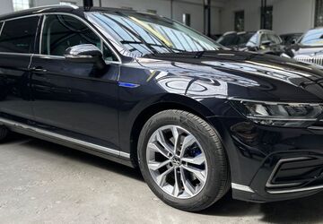 VW Passat Variant 83.750 km 18.870 &euro; Velbert 42551