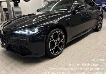 Alfa Romeo Giulia 12.345 km 37.210 &euro; Oberhausen 46049