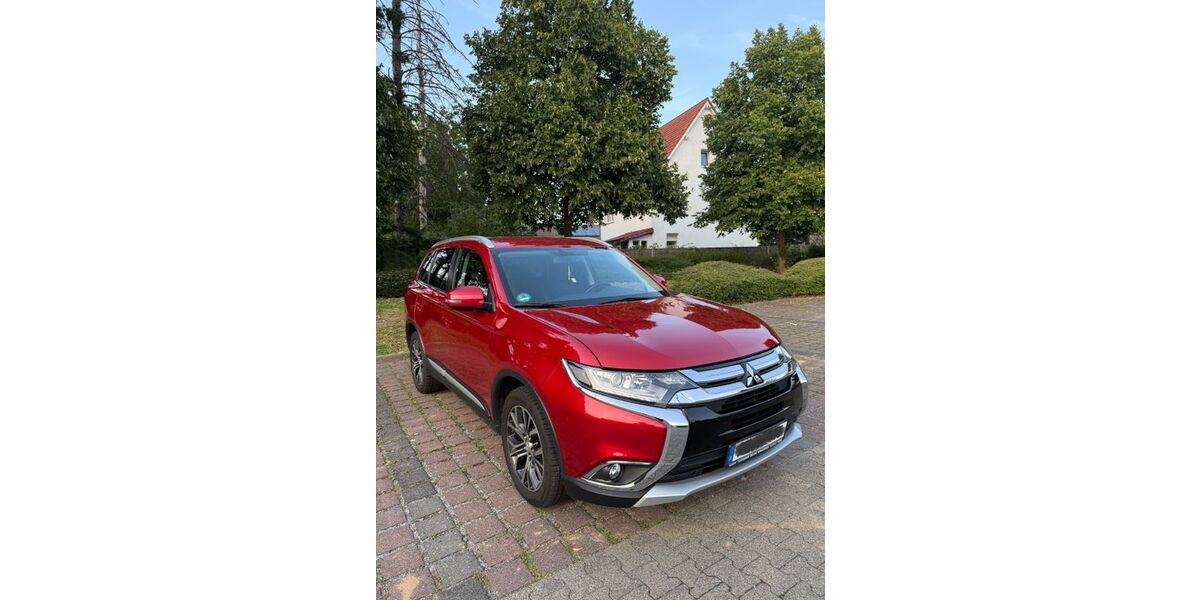 Mitsubishi Outlander 67.000 km 15.800 &euro; Solingen 42657