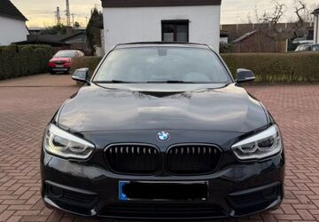 BMW 118 105.000 km 12.900 &euro; Duisburg 47055