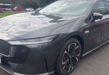 Mazda 6e 1.840 km 37.471 &euro; Neuss 41464