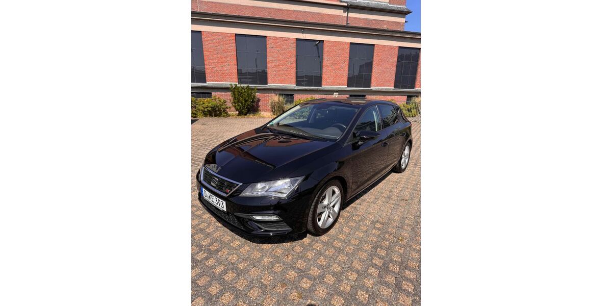 Seat Leon 132.499 km 10.500 &euro; Düsseldorf 40477