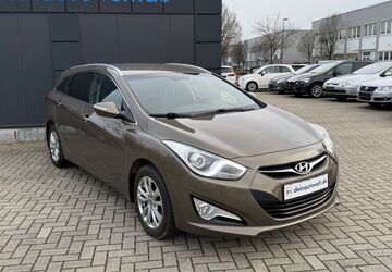 Hyundai i40 98.000 km 8.500 &euro; Dormagen 41540