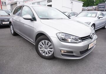 VW Golf 4.900 km 14.490 &euro; Wuppertal 42109