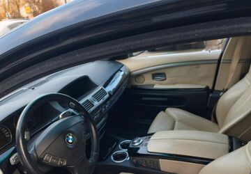 BMW 750 315.000 km 7.599 &euro; Duisburg 47167