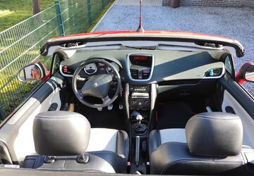 Peugeot 207 201.000 km 1.999 &euro; Velbert 42549