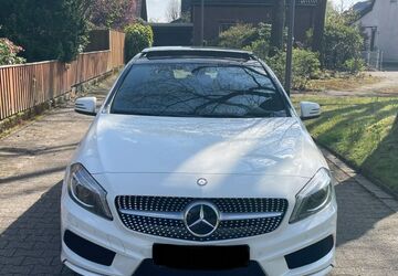 Mercedes-Benz A 180 136.500 km 11.890 &euro; Düsseldorf 40591