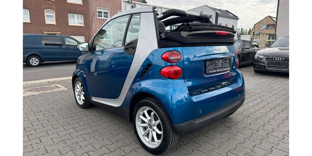 Smart ForTwo 81.000 km 5.500 &euro; Mönchengladbach 41063