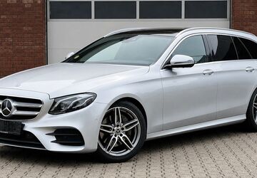 Mercedes-Benz E 220 122.875 km 26.999 &euro; Düsseldorf 40599