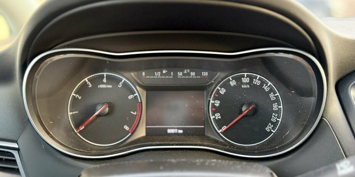 Opel Zafira Innovation / Automatik / Navi / 7 Sitze 95.000 km 14.890 &euro; Mönchengladbach 41066