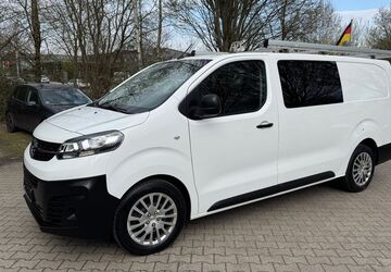 Opel Vivaro 98.000 km 21.900 &euro; Mülheim an der Ruhr 45472
