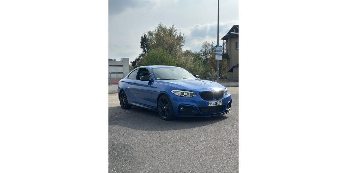 BMW 225 166.000 km 17.499 &euro; Mönchengladbach 41065