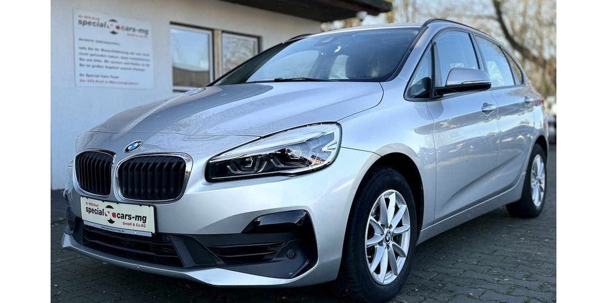 BMW 218 Active Tourer Automatik / PANO / LED / 1.Hd 65.000 km 16.780 &euro; Mönchengladbach 41066