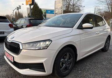 Skoda Fabia 5.119 km 15.980 &euro; Wuppertal 42289