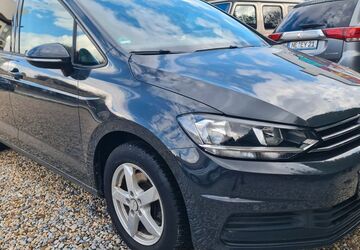 VW Touran 97.000 km 12.999 &euro; Düsseldorf 40549
