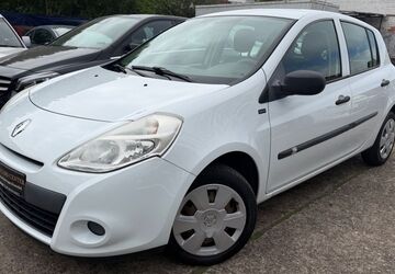 Renault Clio 80.783 km 4.790 &euro; Düsseldorf 40549