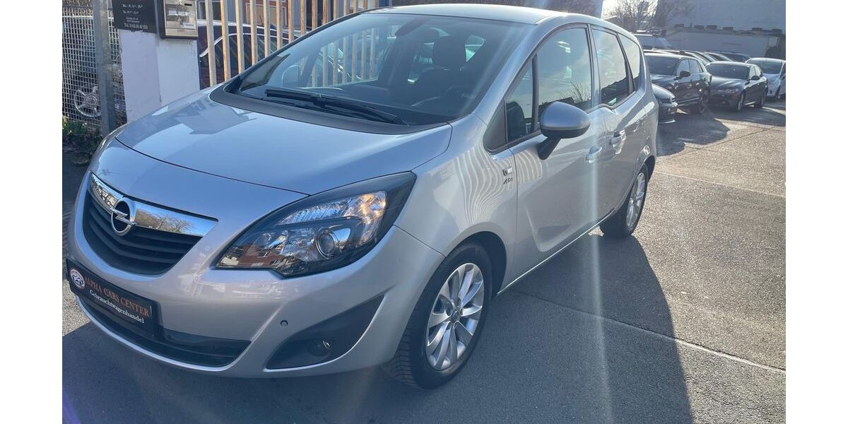 Opel Meriva 86.319 km 8.990 &euro; Düsseldorf 40549