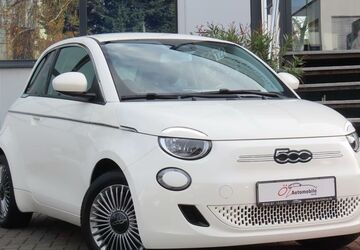 Fiat 500e 8.508 km 15.900 &euro; Neuss 41469