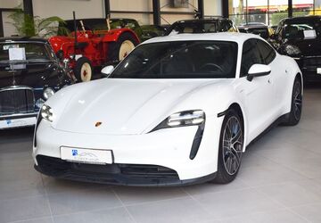 Porsche Taycan 49.000 km 56.899 &euro; Meerbusch 40667