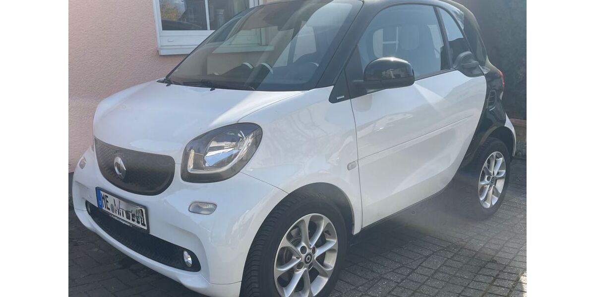 Smart ForTwo 74.839 km 8.250 &euro; Wülfrath 42489