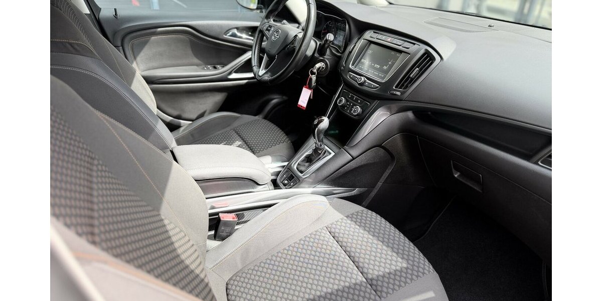 Opel Zafira Innovation / Automatik / Navi / 7 Sitze 95.000 km 14.390 &euro; Mönchengladbach 41066