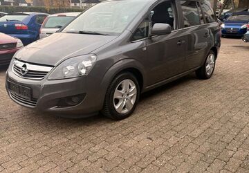 Opel Zafira 83.463 km 7.390 &euro; Mönchengladbach 41239
