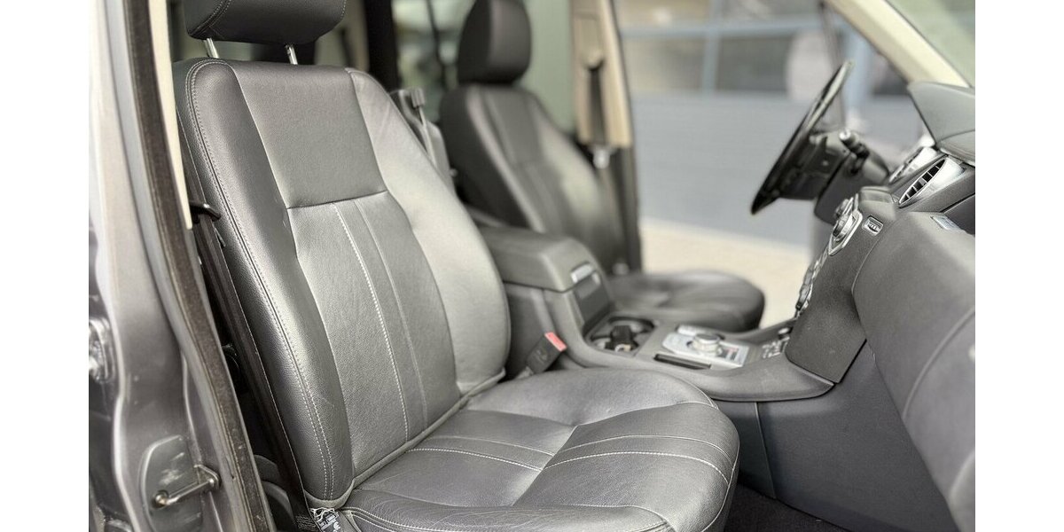 Land Rover Discovery SDV6 / HSE / Kamera / Pano / 7 Sitze 199.000 km 19.890 &euro; Mönchengladbach 41066