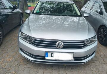VW Passat 203.000 km 10.900 &euro; Düsseldorf 40231