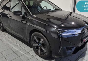 BMW iX 31.328 km 39.490 &euro; Wuppertal 42287
