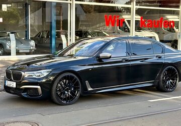 BMW M760 125.000 km 51.790 &euro; Düsseldorf (Unterrath) 40468