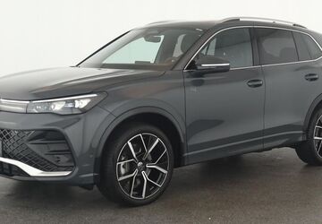VW Tiguan 22.300 km 44.884 &euro; Düsseldorf 40233