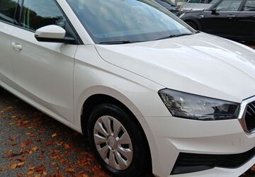 Skoda Fabia 245.000 km 7.950 &euro; Ratingen 40882