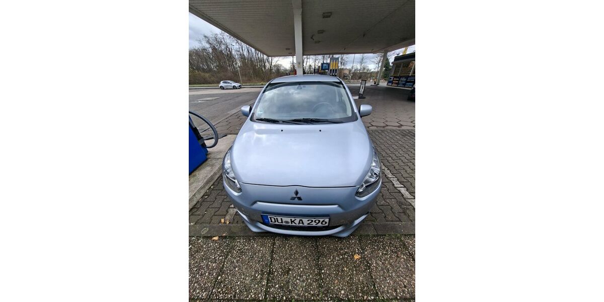 Mitsubishi Space Star 50.300 km 8.200 &euro; Duisburg 47198