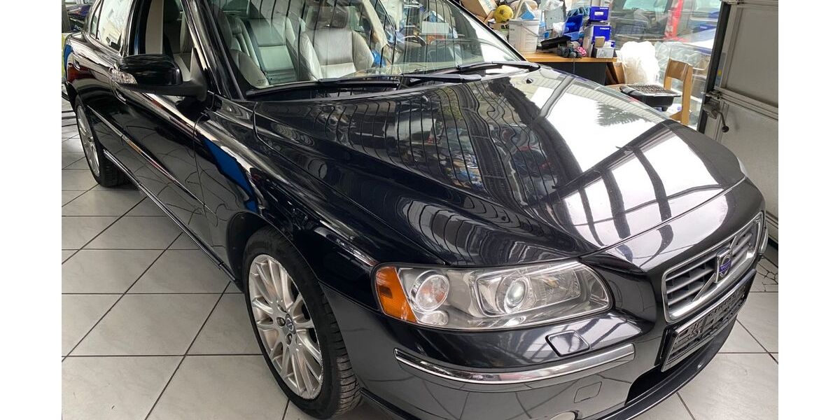 Volvo S60 315.650 km 4.990 &euro; Düsseldorf 40233