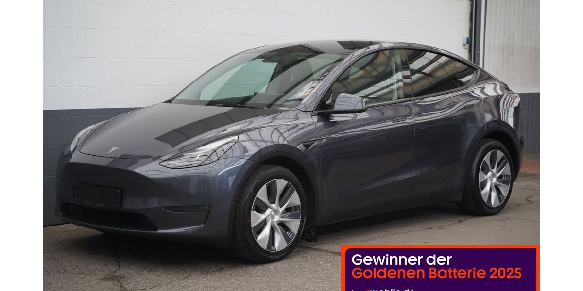 Tesla Model Y 88.915 km 29.750 &euro; Mönchengladbach 41236