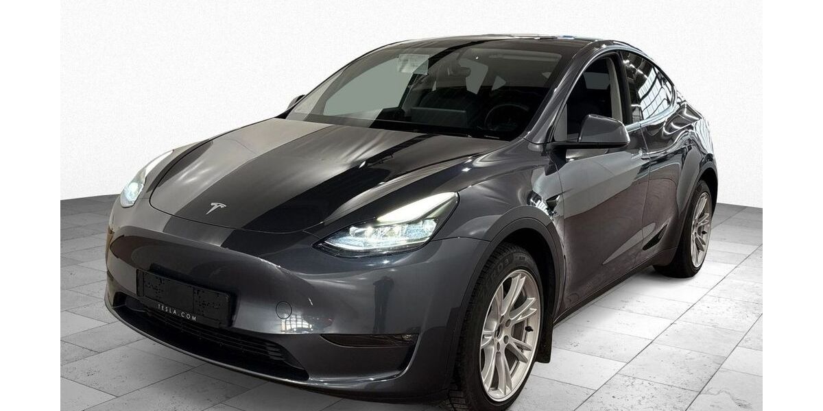 Tesla Model Y 66.000 km 39.950 &euro; Neuss 41460