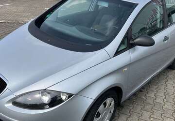 Seat Altea 114.000 km 2.820 &euro; Düsseldorf, Stadt 40237
