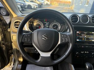 Suzuki Vitara 1.5 Comfort+ AGS +Navi+CarPlay+Sitzhzg.+ 38.225 km 20.444 &euro; Meerbusch 40667