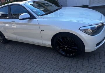 BMW 118 123.000 km 10.700 &euro; Düsseldorf 40489