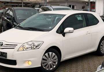 Toyota Auris 165.000 km 4.950 &euro; Mönchengladbach 41063