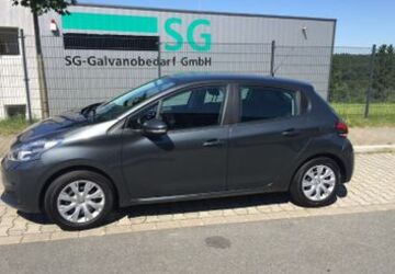 Peugeot 208 118.000 km 4.700 &euro; Remscheid 42897