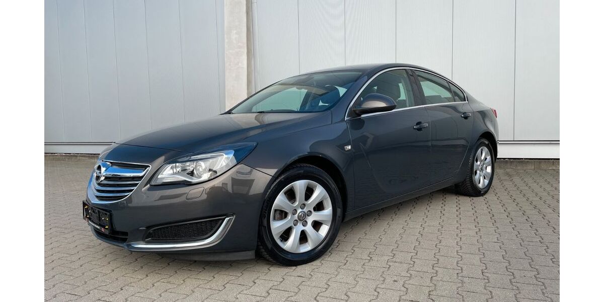 Opel Insignia 120.000 km 7.700 &euro; Düsseldorf 40231