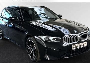 BMW 330 8.200 km 37.369 &euro; Moers 47441