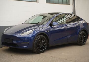 Tesla Model Y 52.117 km 37.950 &euro; Mönchengladbach 41236