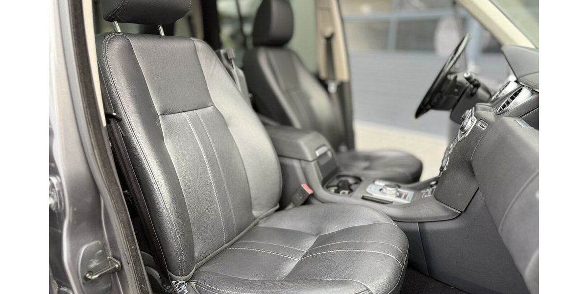 Land Rover Discovery SDV6 / HSE / Kamera / Pano / 7 Sitze 199.000 km 19.890 &euro; Mönchengladbach 41066