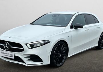 Mercedes-Benz A 180 49.572 km 27.390 &euro; Willich 47877