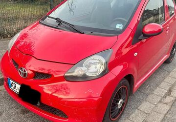 Toyota Aygo (X) 175.000 km 2.990 &euro; Krefeld 47809