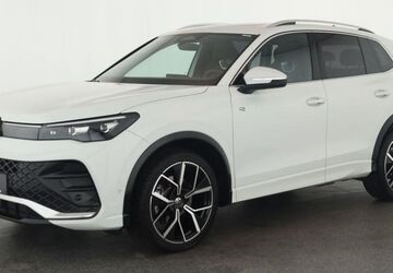 VW Tiguan 18.200 km 41.184 &euro; Düsseldorf 40233
