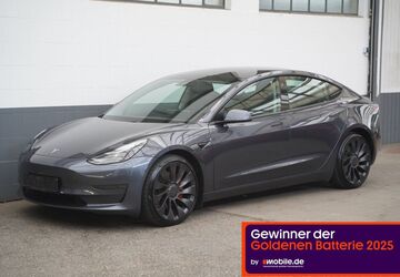 Tesla Model 3 69.870 km 28.250 &euro; Mönchengladbach 41236