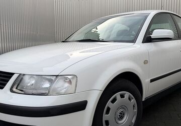 VW Passat 66.870 km 5.990 &euro; Viersen 41748